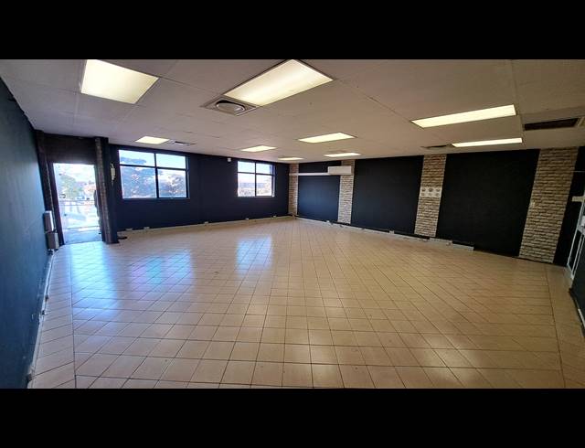 87M² OFFICE TO LET IN RICHARDS BAY CENTRAL